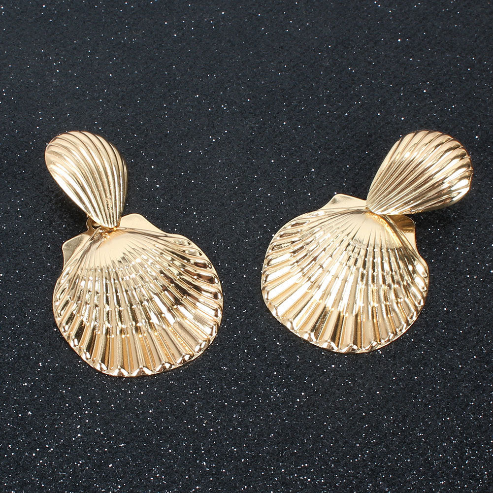 Pendientes Pendientes de tuerca con forma de concha estilo bohemio Pendientes de concha de metal Pendientes para mujer