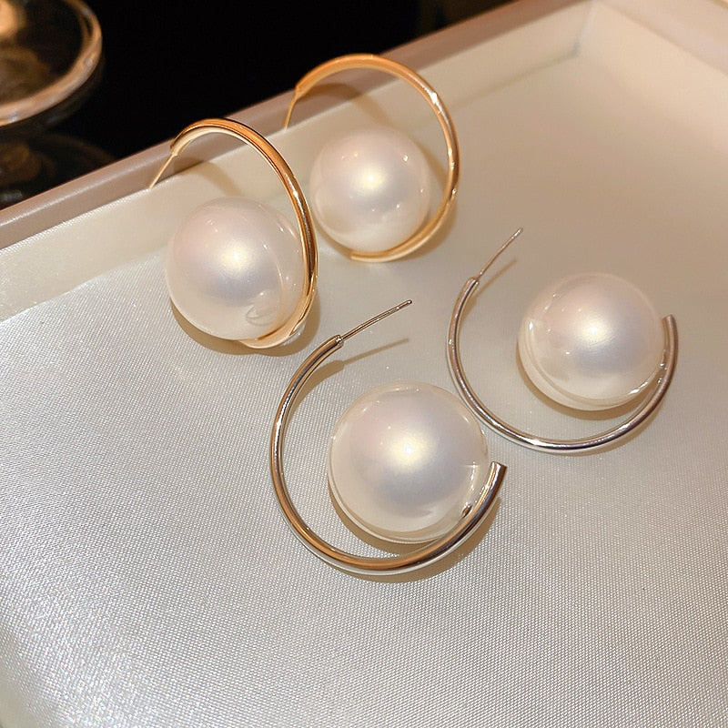 XIALUOKE Korean Fashion Design Large Round Imitation Pearl Earrings For Women Hoop Earring Elegant Daily Jewelry Pendant Gift