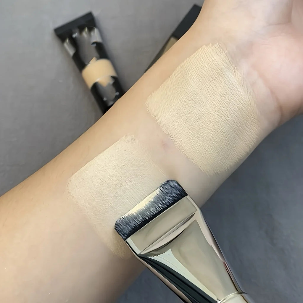Ultra-Fine, Hypoallergenic Foundation- Contour Brush