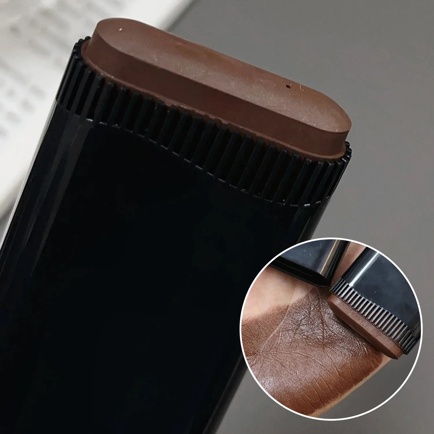 20g Quick Hair Dye Stick - Permanent Coverage, Long-Lasting Effect, Portable Applicator Brush Design, Touch Up the Color at Home