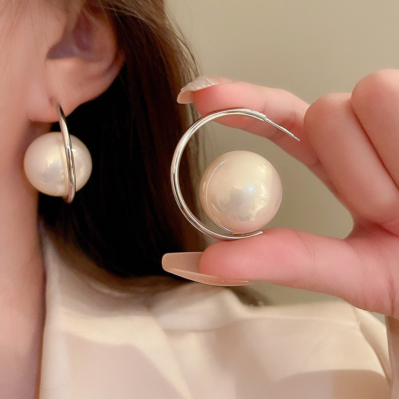 XIALUOKE Korean Fashion Design Large Round Imitation Pearl Earrings For Women Hoop Earring Elegant Daily Jewelry Pendant Gift