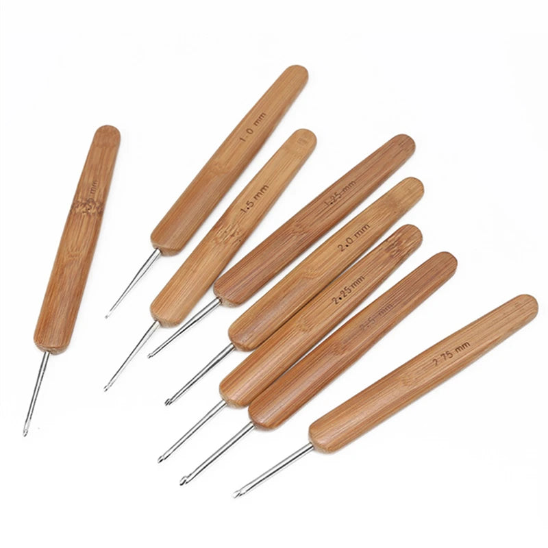 1Pc 0.5mm/0.75mm Loc Crochet Hook Wood