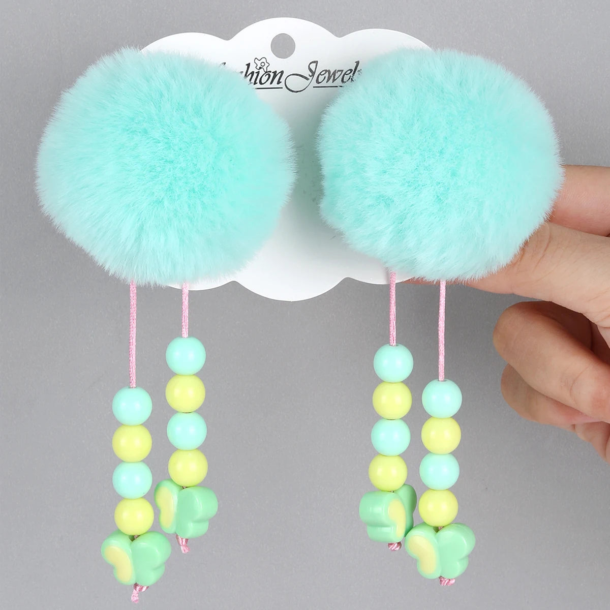 2Pcs Pom-Pom Hairpins Cute Fluffy Ball Hair Clips With Butterfly Beads Dangle Barrette For Girls Children Headwear Accesories