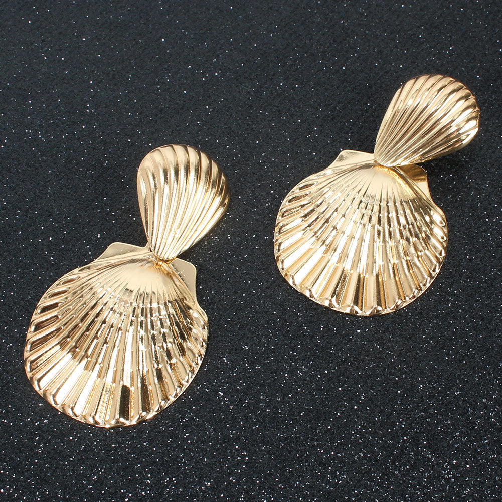 Pendientes Pendientes de tuerca con forma de concha estilo bohemio Pendientes de concha de metal Pendientes para mujer