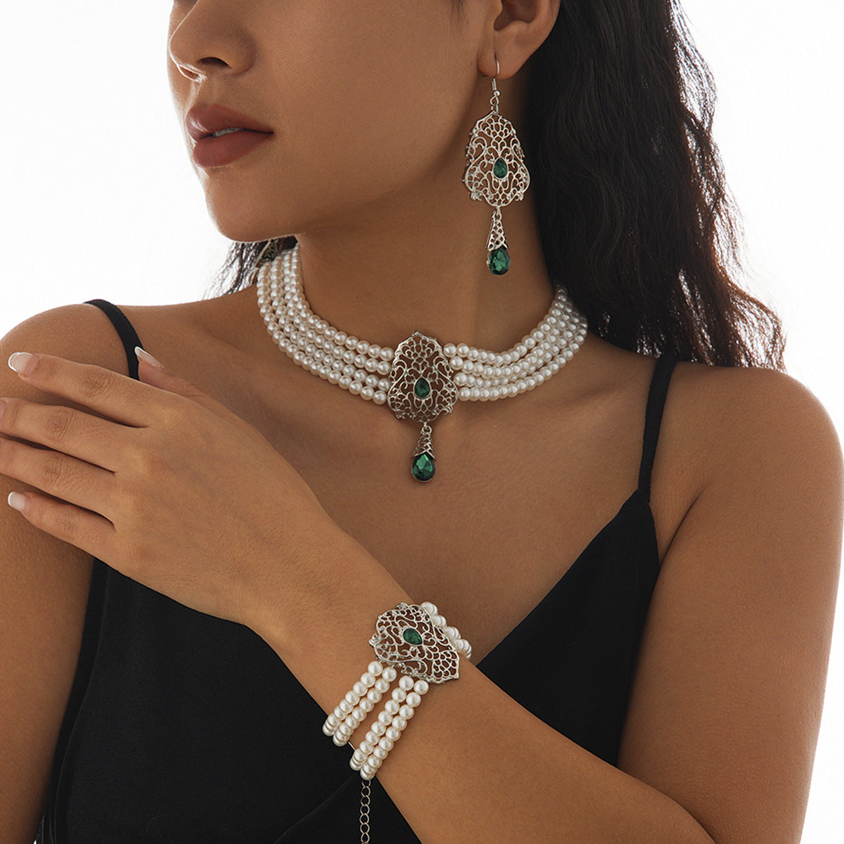 Light luxury square rhinestone necklace choker retro imitation pearl bead set necklace