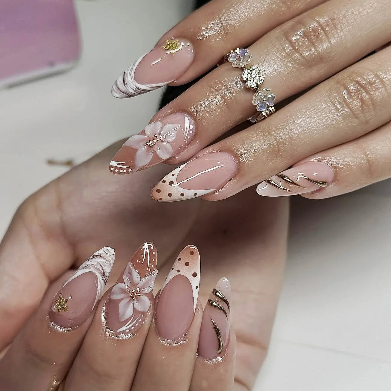 3D fake nails for women girls Gradient brown blue embossed flowers with rhinestones fall winter almond tips press on false nail